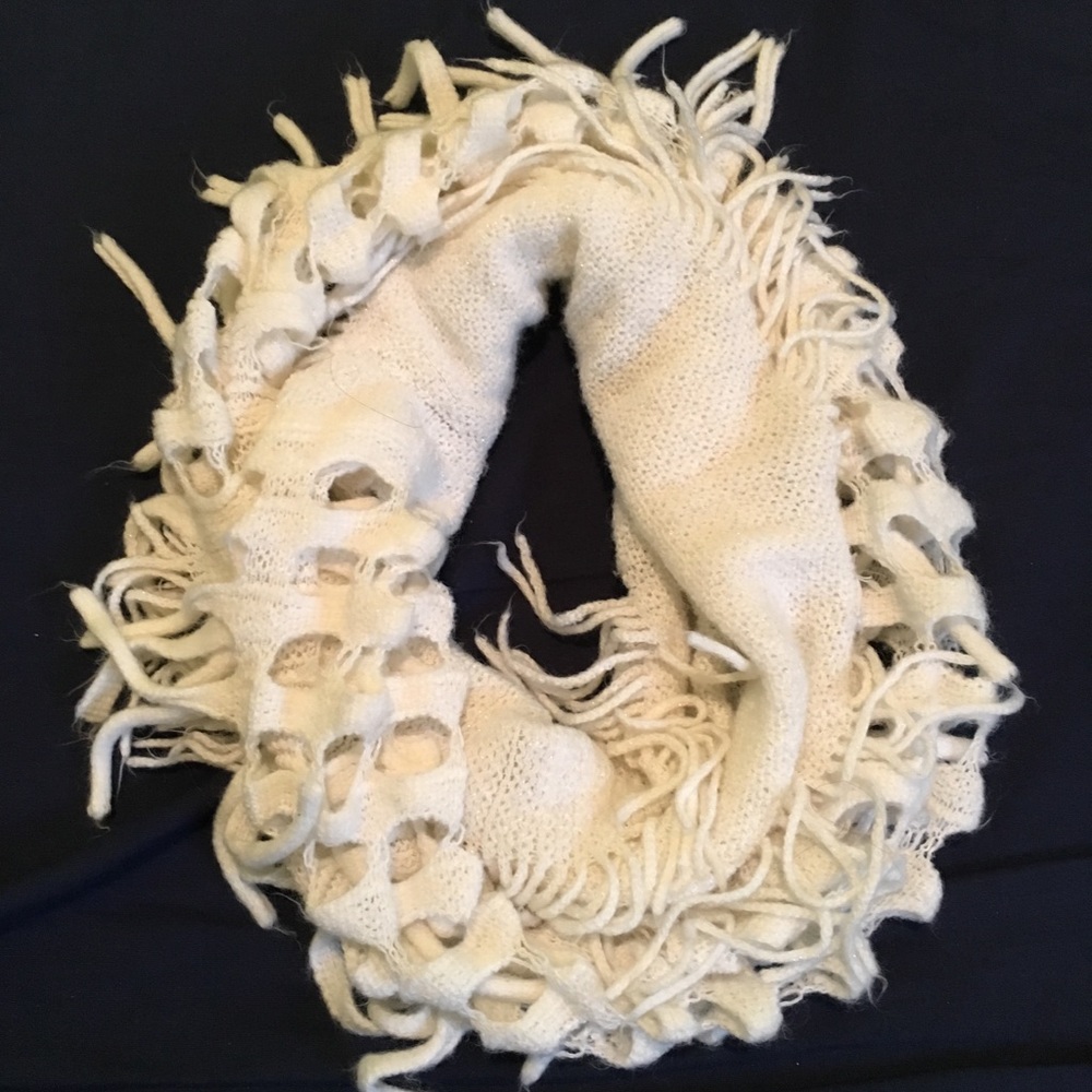 White infinity scarf